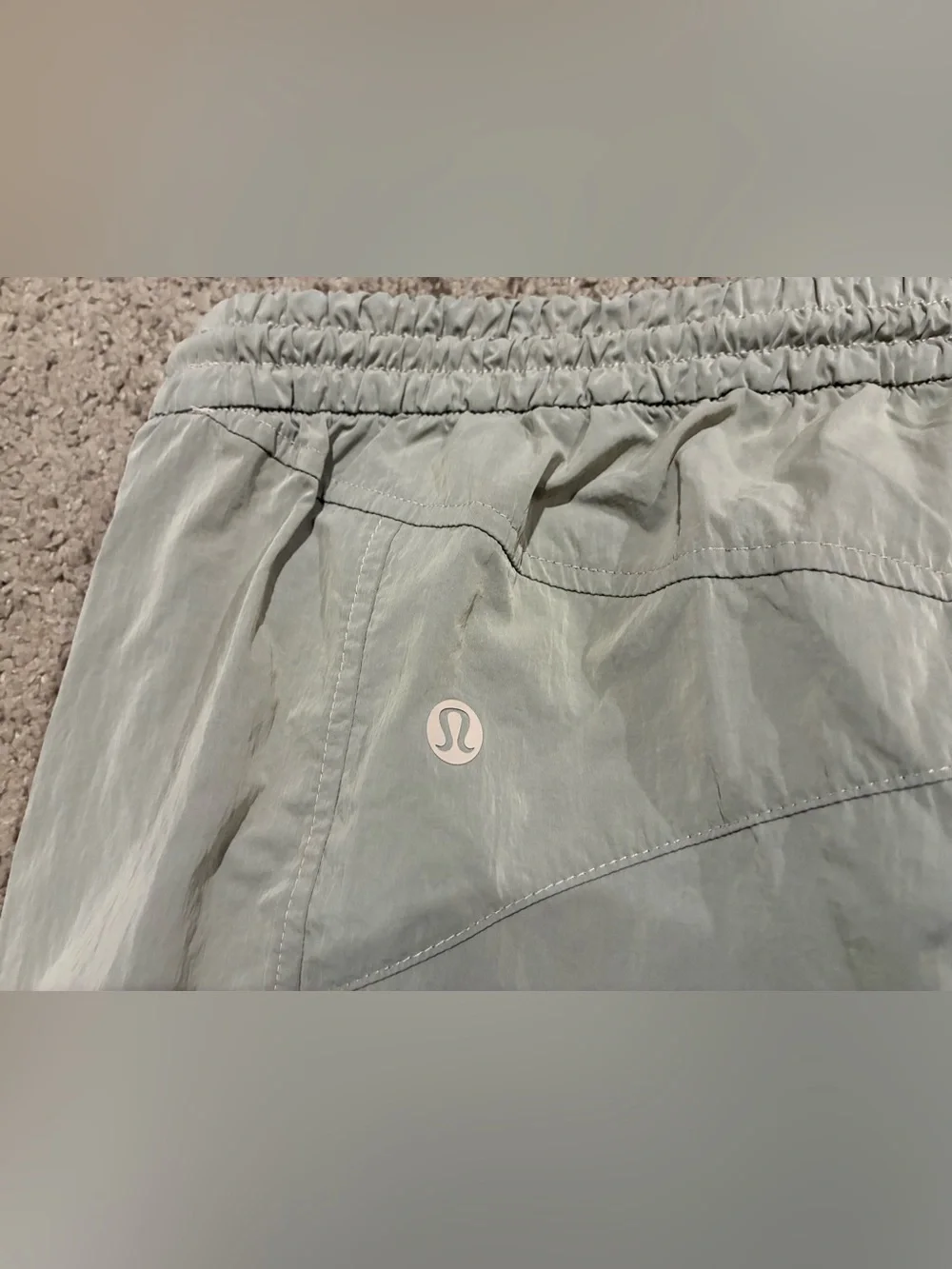 Lululemon Evergreen Track Pant Size 10 Cafe Au Lait Water Repel Windproof Pocket